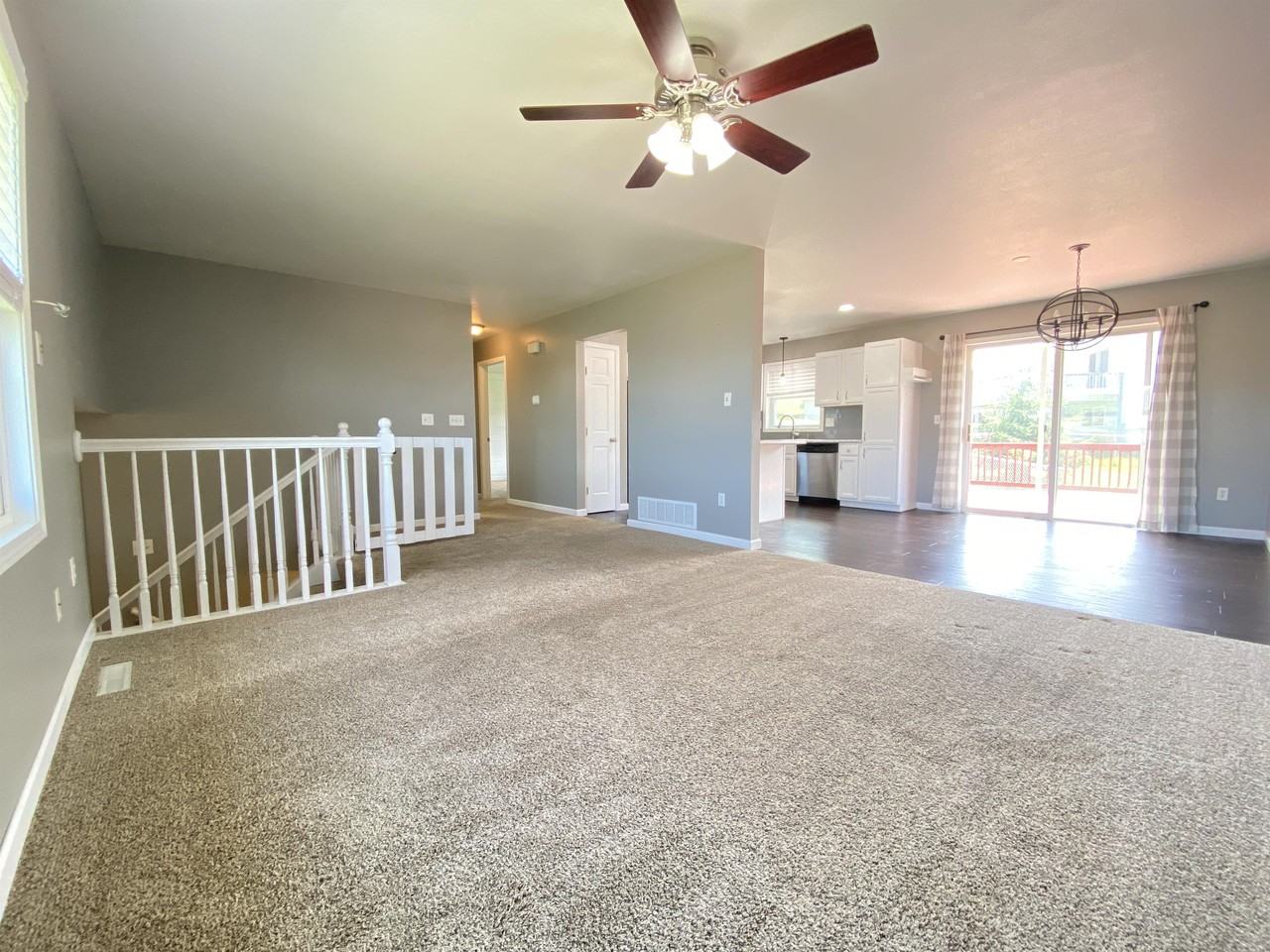 4936 Valley Dr Nw #1 - Photo 5 of 23