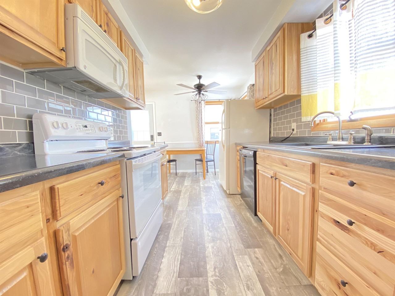 1877 22nd St Nw #1 - Photo 7 of 23