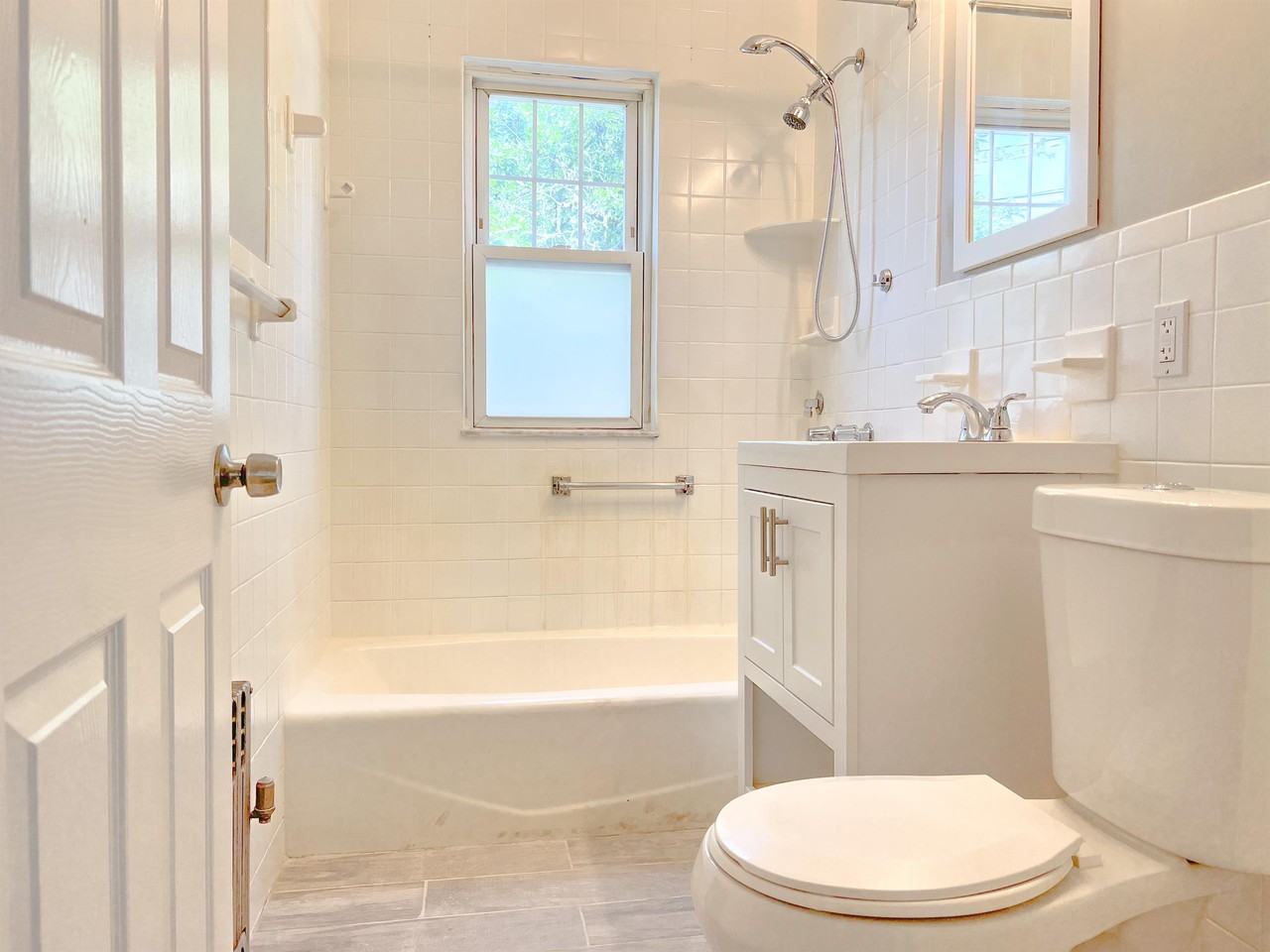 132 Dexter Ave #132 - Photo 6 of 8