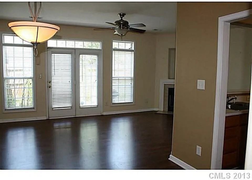 5319 Johnston Mill Ct - Photo 3 of 16