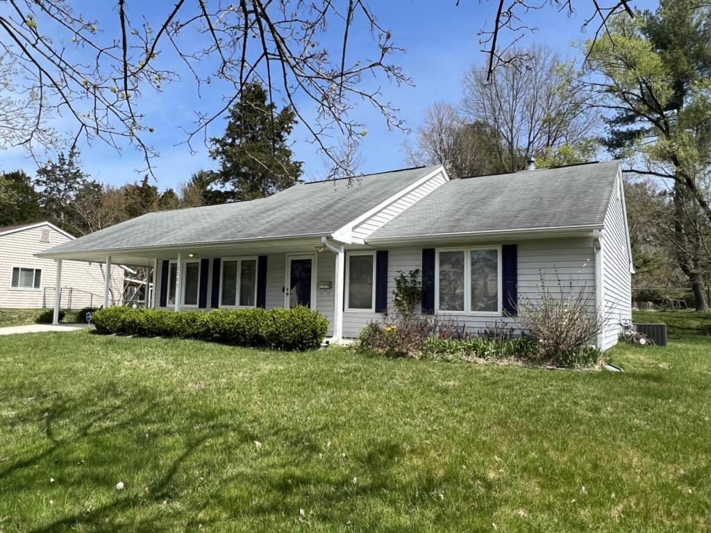 2503 Pittland Ln - Photo 3 of 35