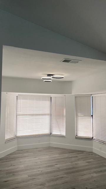 322 Miami Ln - Photo 6 of 25