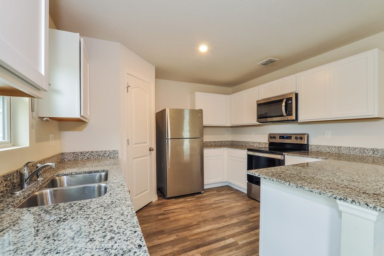 2 Rodger Pl - Photo 6 of 16