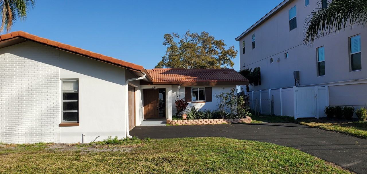 6421 Bayou Grande Blvd Ne #NA - Photo 2 of 50