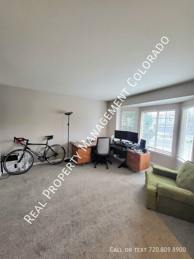 17765 E Oakwood Ln - Photo 2 of 29