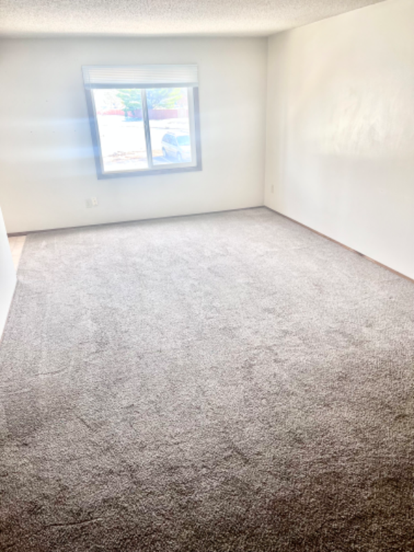 14635 Dodd Blvd - Photo 4 of 7