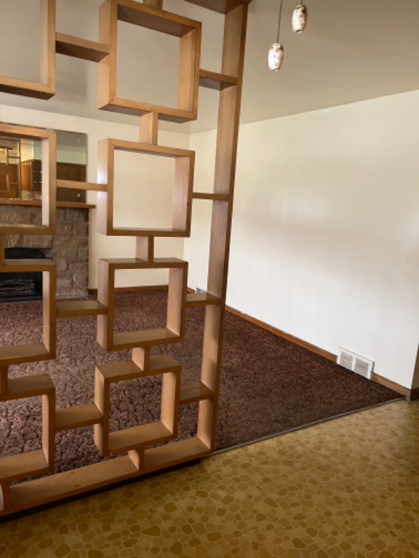 383 6th St - Photo 3 of 8