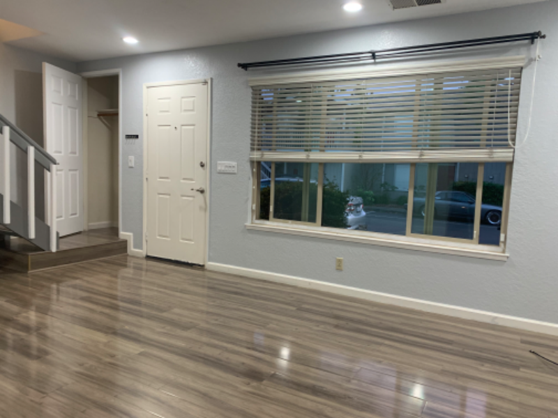 112 Loma Verde Dr - Photo 3 of 13