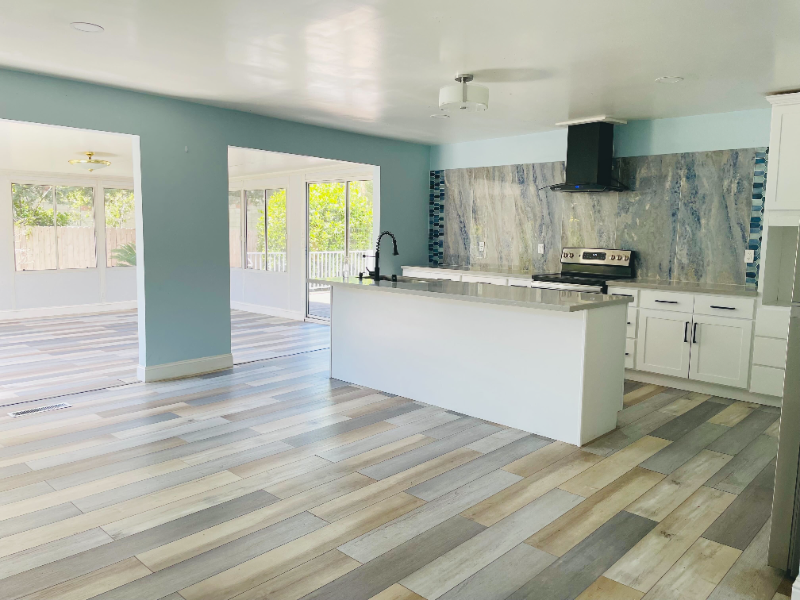 44715 Camellia Dr - Photo 2 of 9