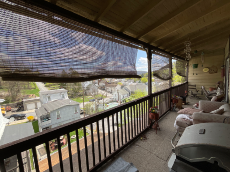 403 Gay St - Photo 3 of 4