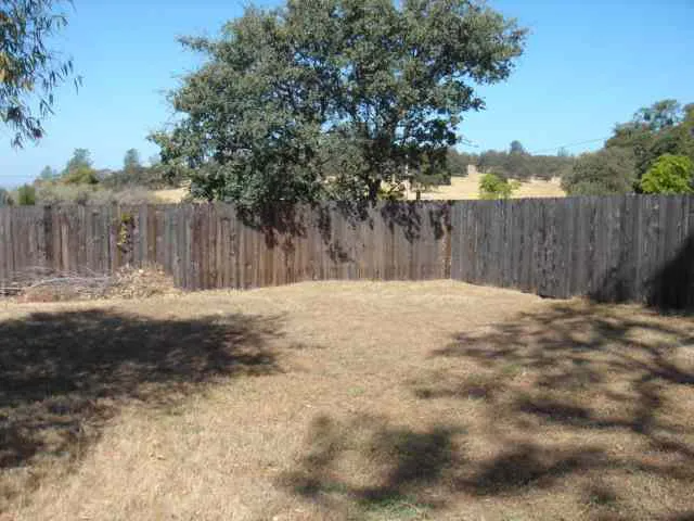 8137 Quartz Ln - Photo 2 of 5