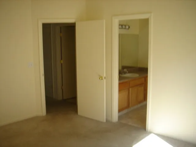 8137 Quartz Ln - Photo 3 of 5