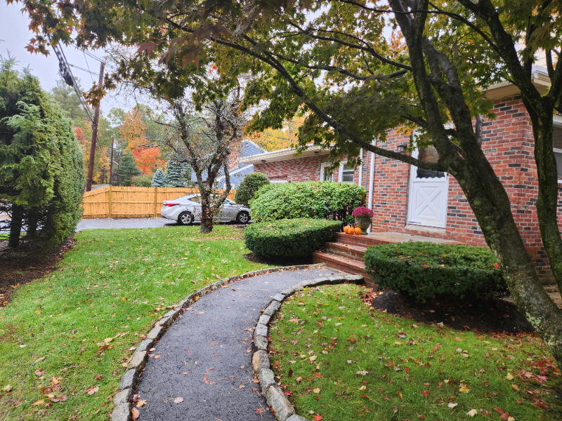 34 Pond St #1