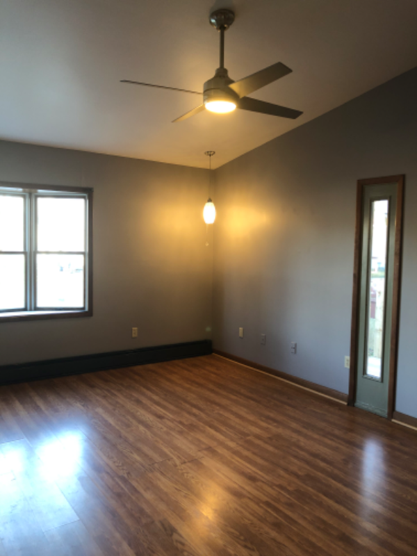24 S Ellington Ave #LEFT - Photo 3 of 8