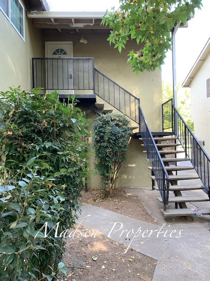 993 East Ave - D #D - Photo 2 of 17