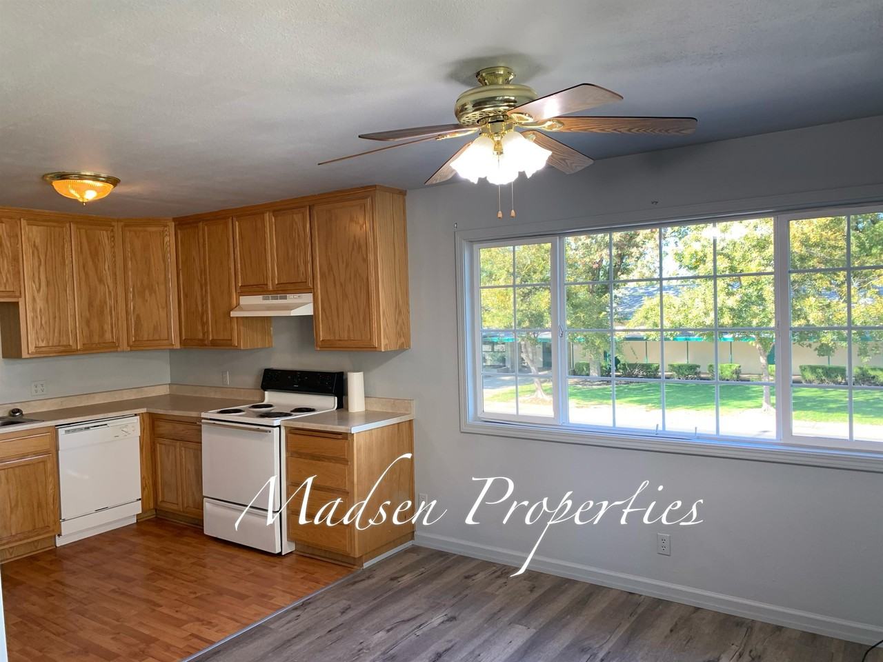 993 East Ave - D #D - Photo 6 of 17