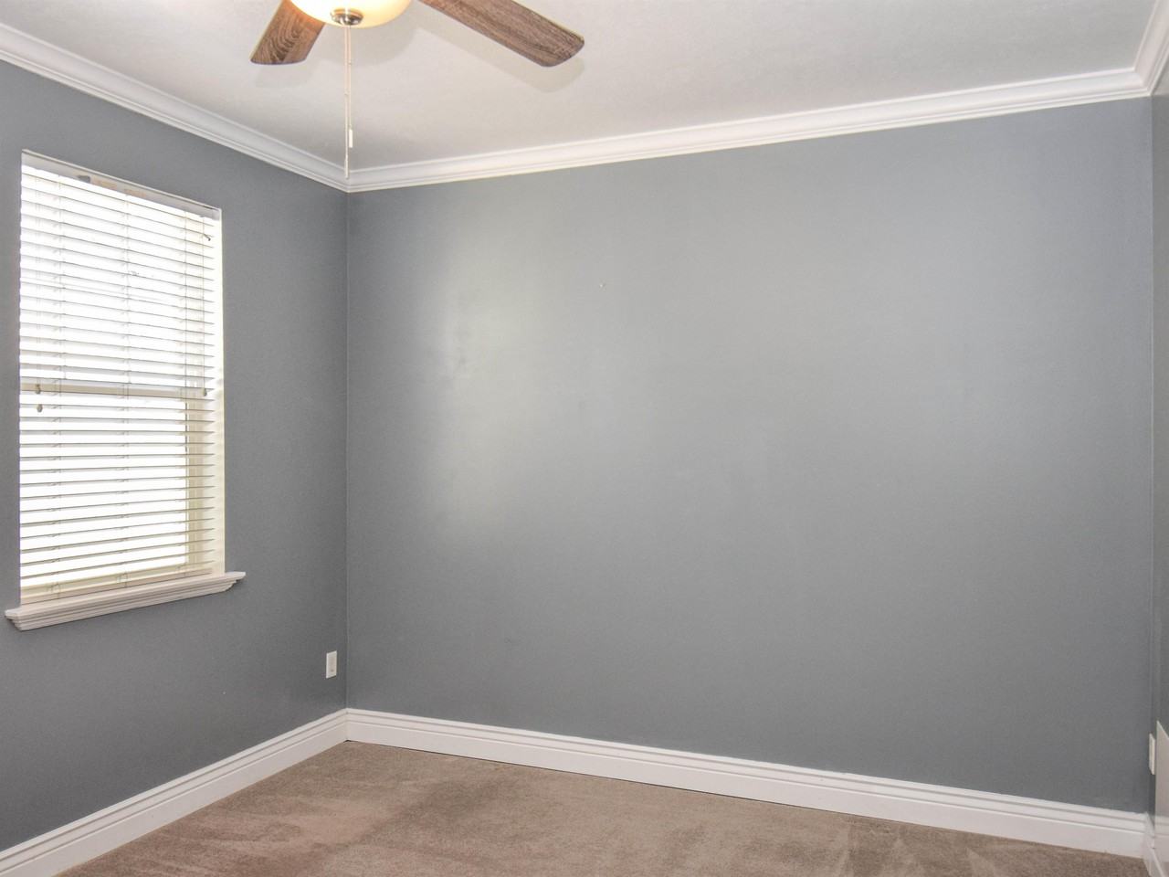 1020 N 130 W #1 - Photo 6 of 14