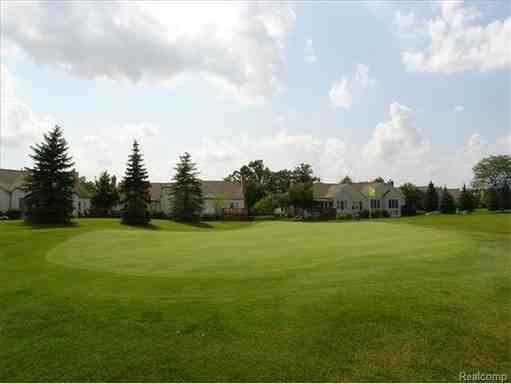 39535 Champion Ct - Photo 3 of 26