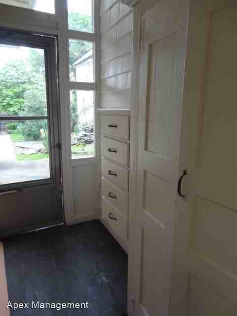 64-68 W. Market Street - Photo 3 of 6