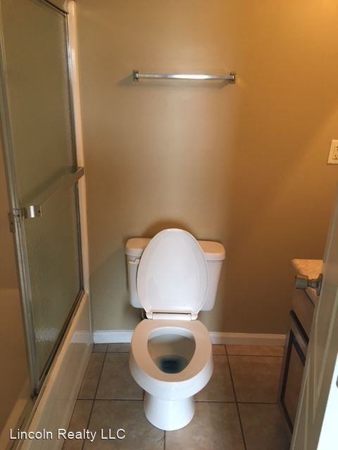 2705 Pineview Drive* - Photo 3 of 6