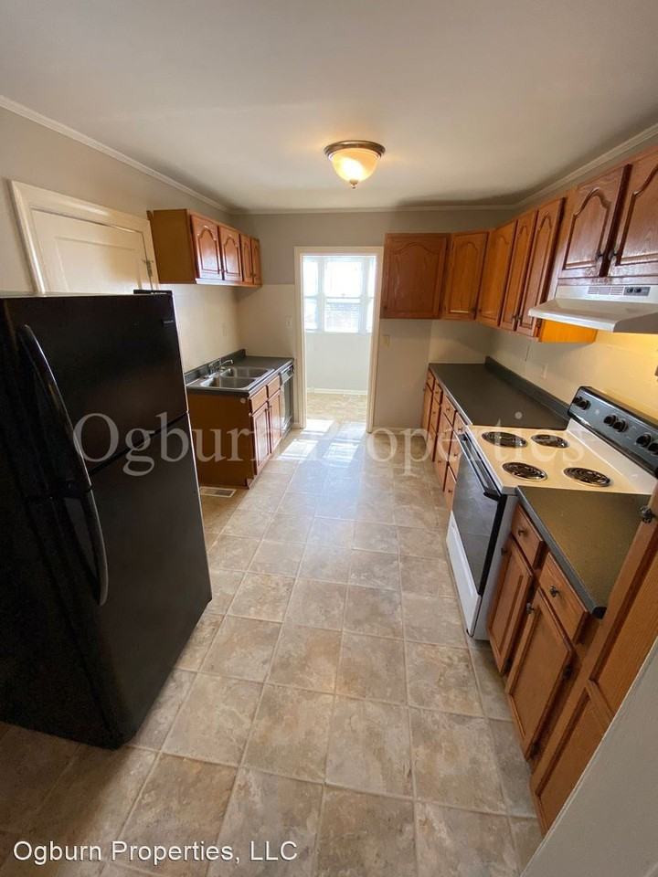 2516 Woodville St - Photo 3 of 9