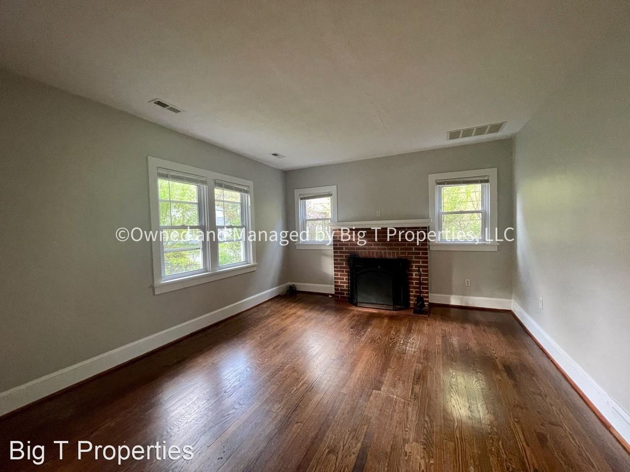 3106 Green St - Photo 2 of 11