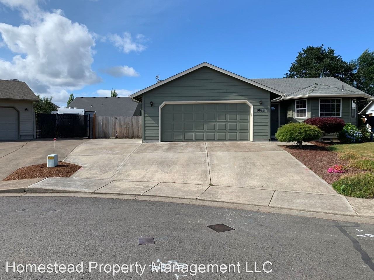 1066 Sw Aspen Ln - Photo 2 of 30