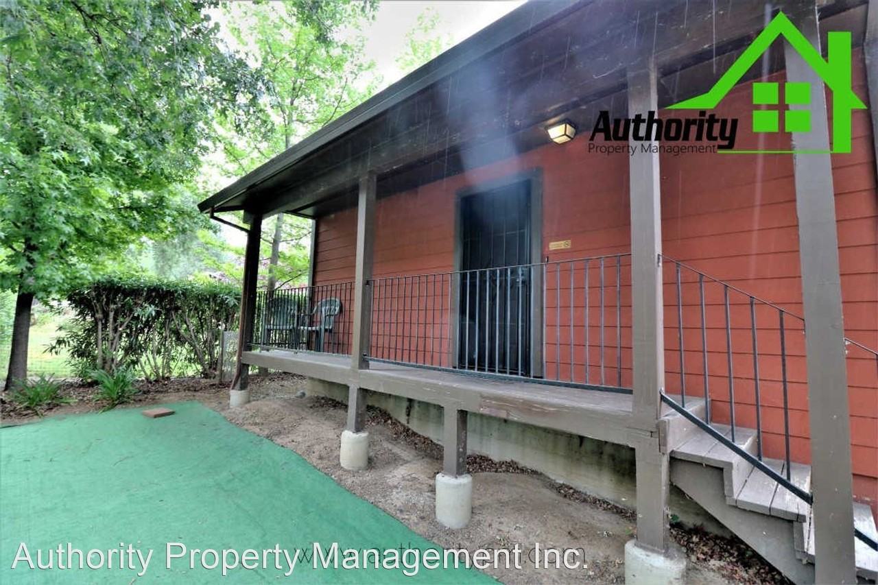 14779 Lamoine Dr - Photo 3 of 11