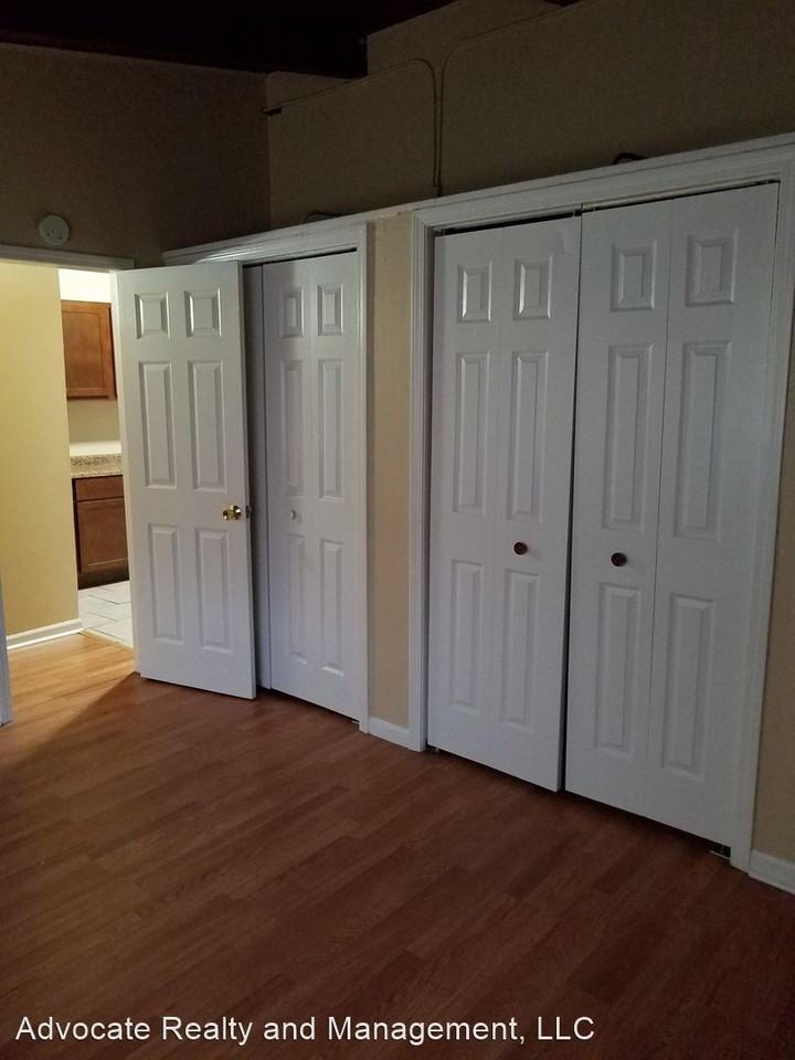 3552 W. 147th Street - Photo 3 of 10