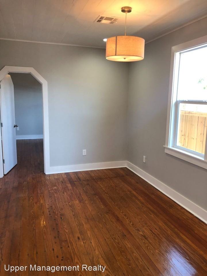 3423 Urquahart - Photo 3 of 12