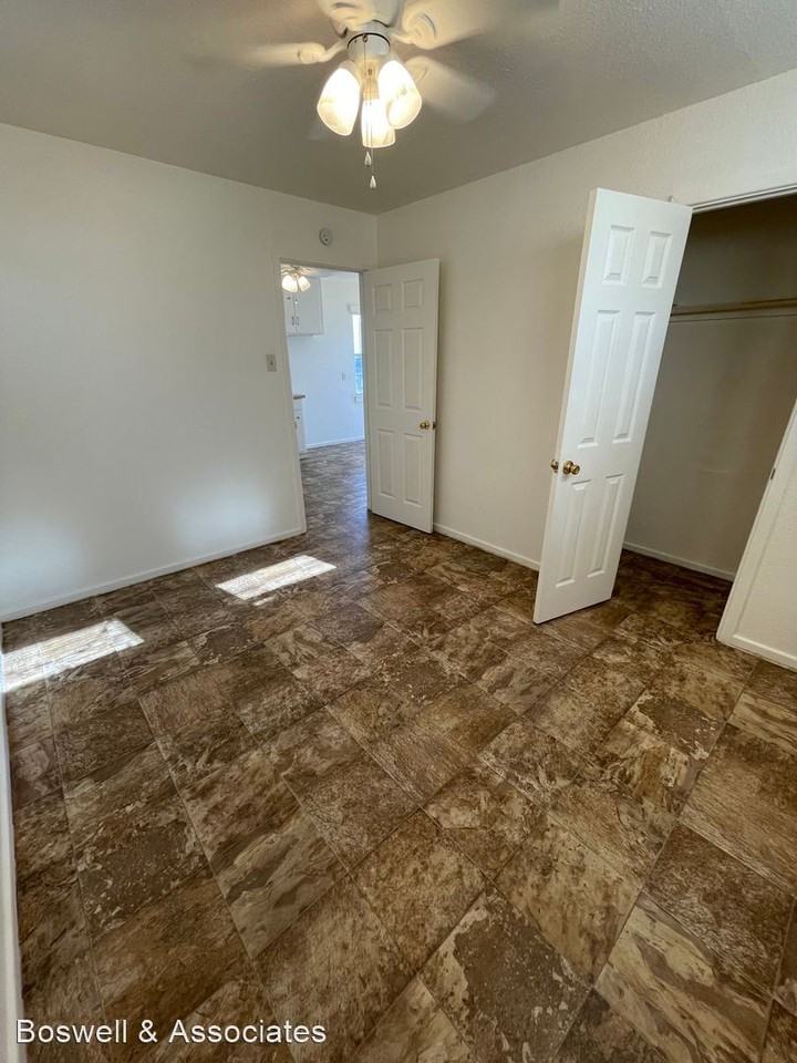 3002 1/2 Franklin Ave - Photo 2 of 12