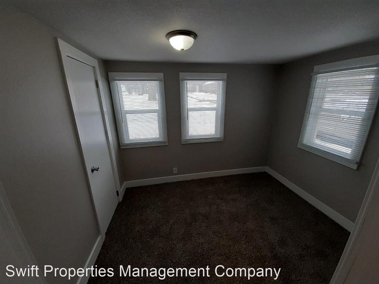 1436 E 32nd St - Photo 3 of 15