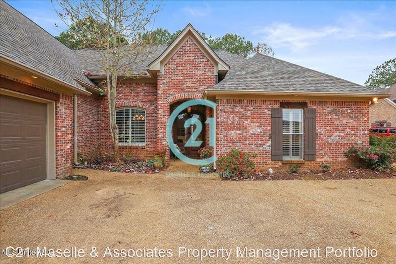 1229 Woodberry Dr - Photo 3 of 34