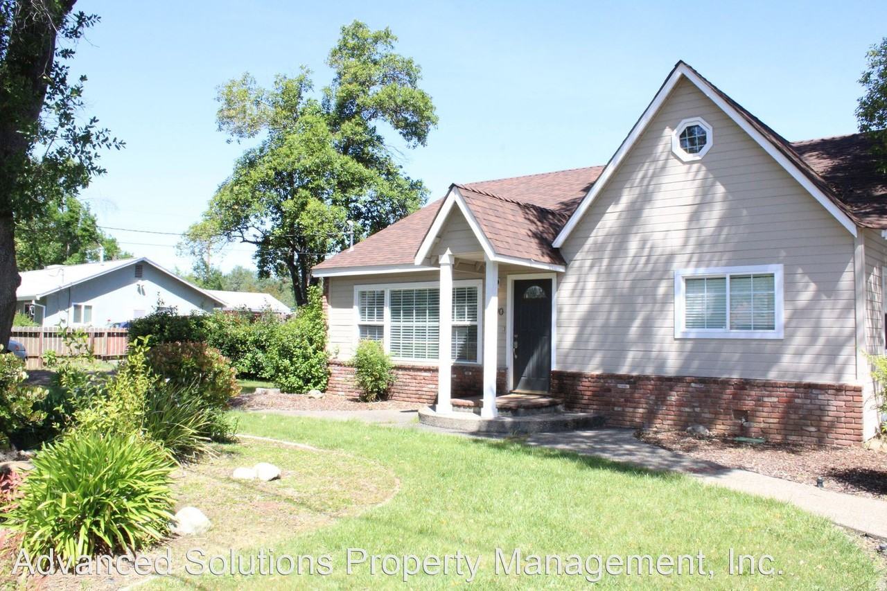 1090 Dusty Ln - Photo 2 of 19