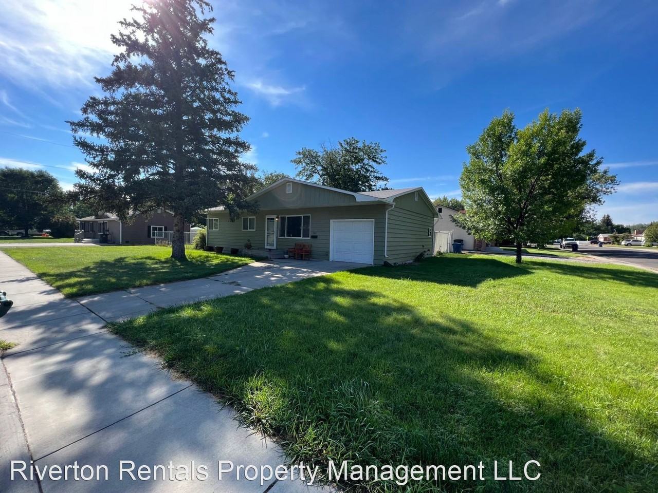 203 Deer Ave - Photo 2 of 50