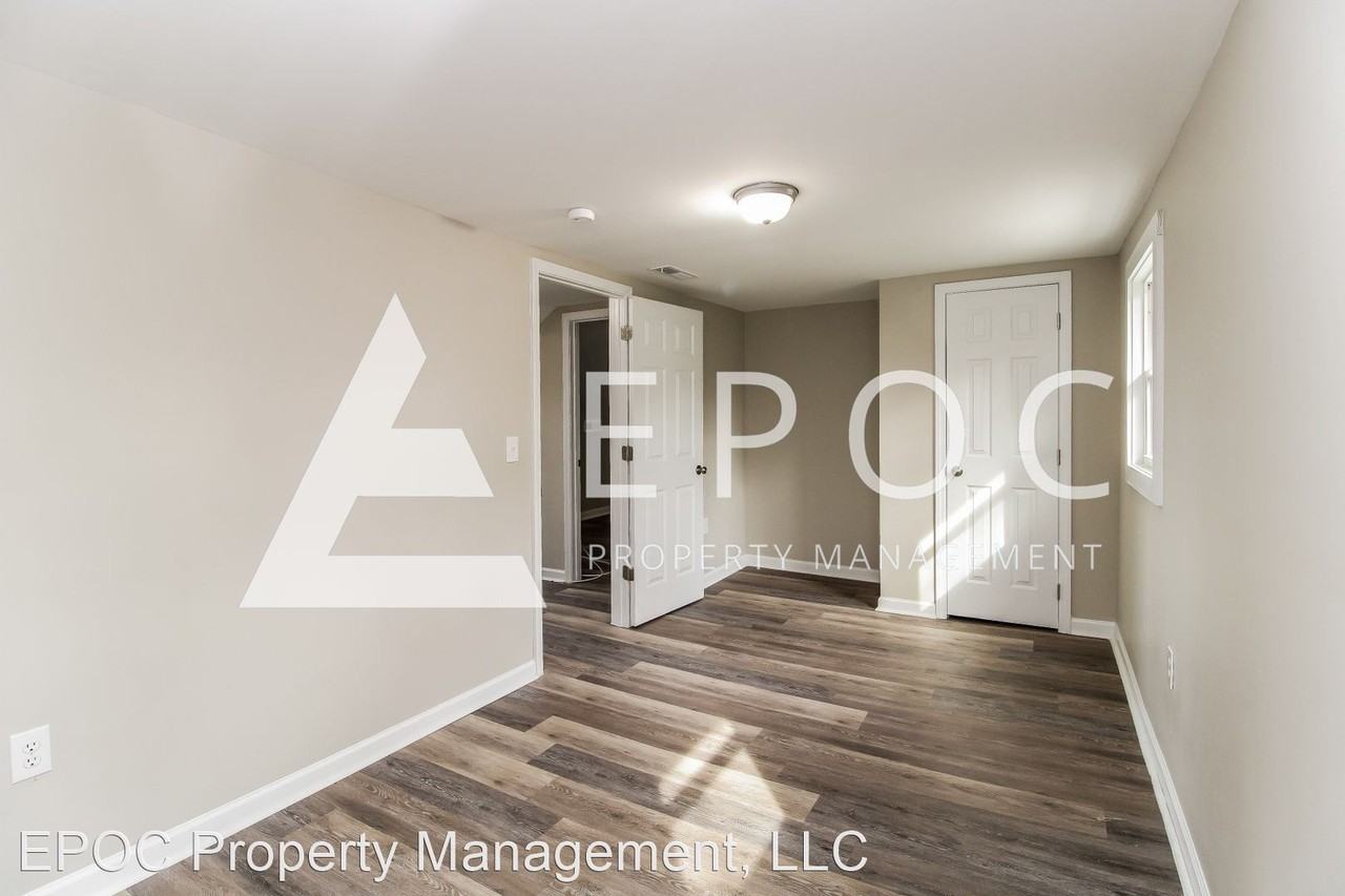 317 Wood St - Photo 2 of 16