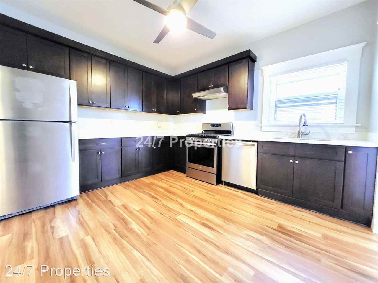 1830 NW 23rd Pl. - Photo 3 of 10