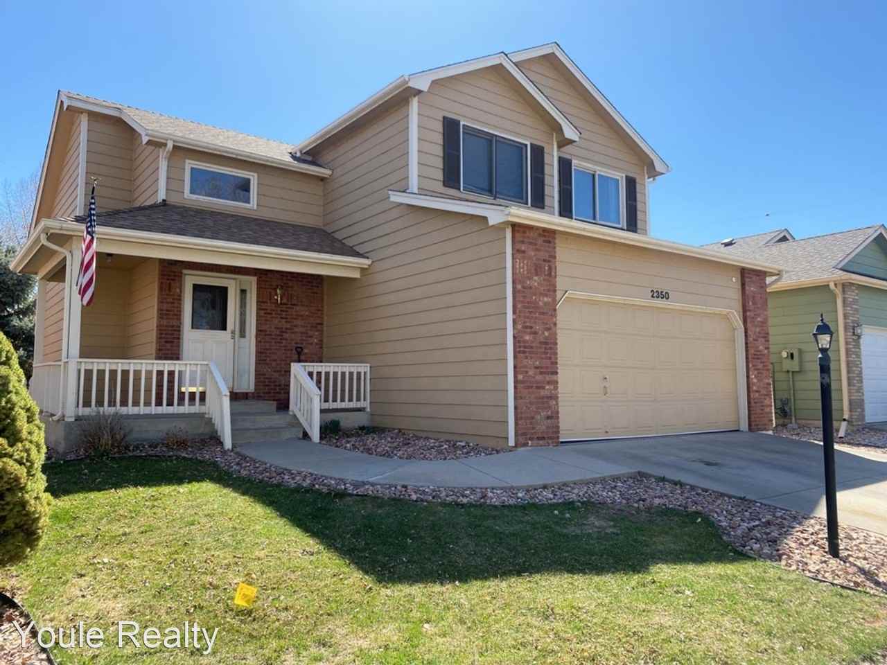 2350 Hampstead Dr - Photo 3 of 50