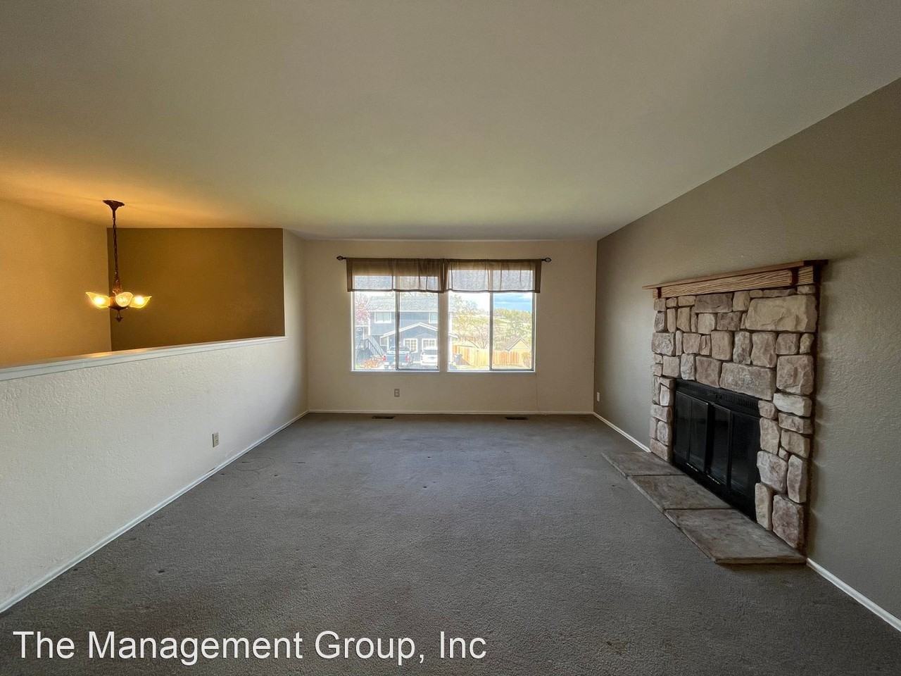 1001 Angeline Blvd - Photo 3 of 18