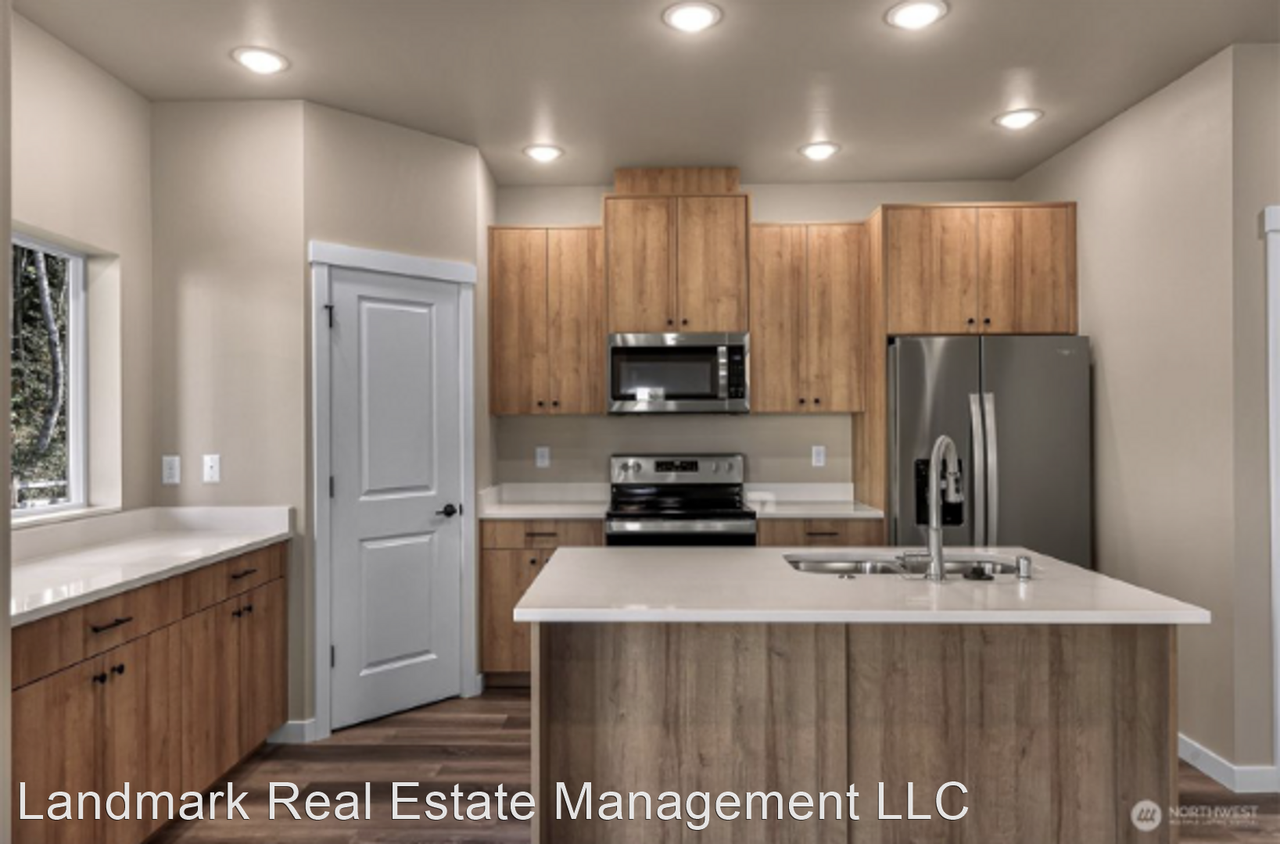 2829 Shore Pine Pl - Photo 2 of 11