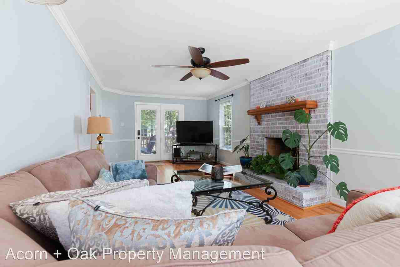 103 Rother Ln - Photo 3 of 23