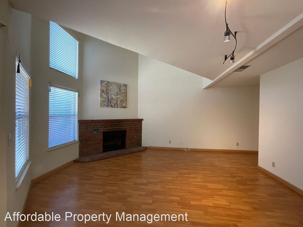 38729 Crane Ter - Photo 3 of 15