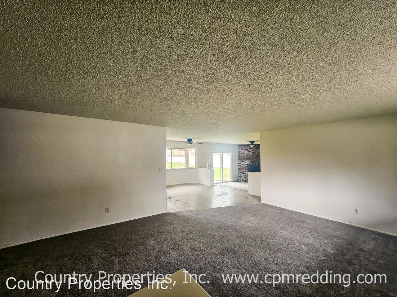 19116 Shadow Ln - Photo 2 of 15