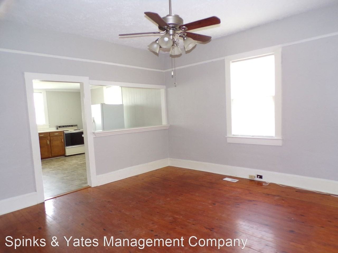 2406 37th St - Photo 2 of 8