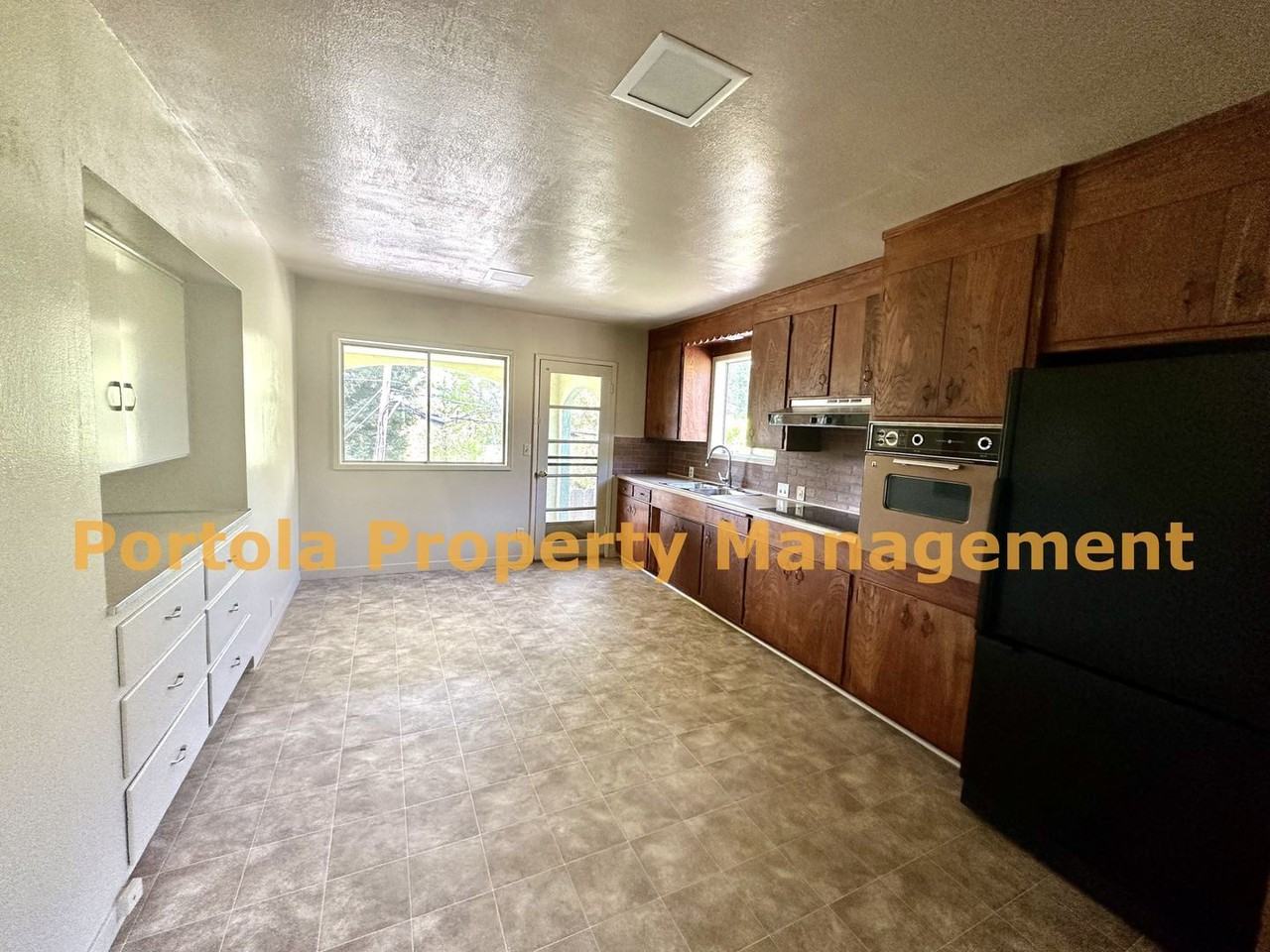 319 Mccormick Ave - Photo 3 of 12