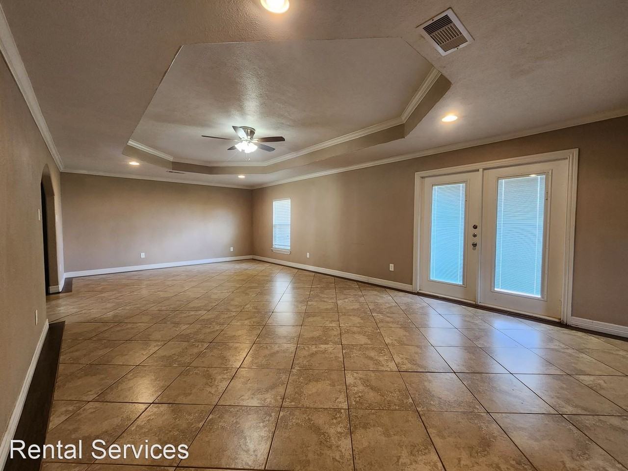 250 Duhon St - Photo 3 of 19