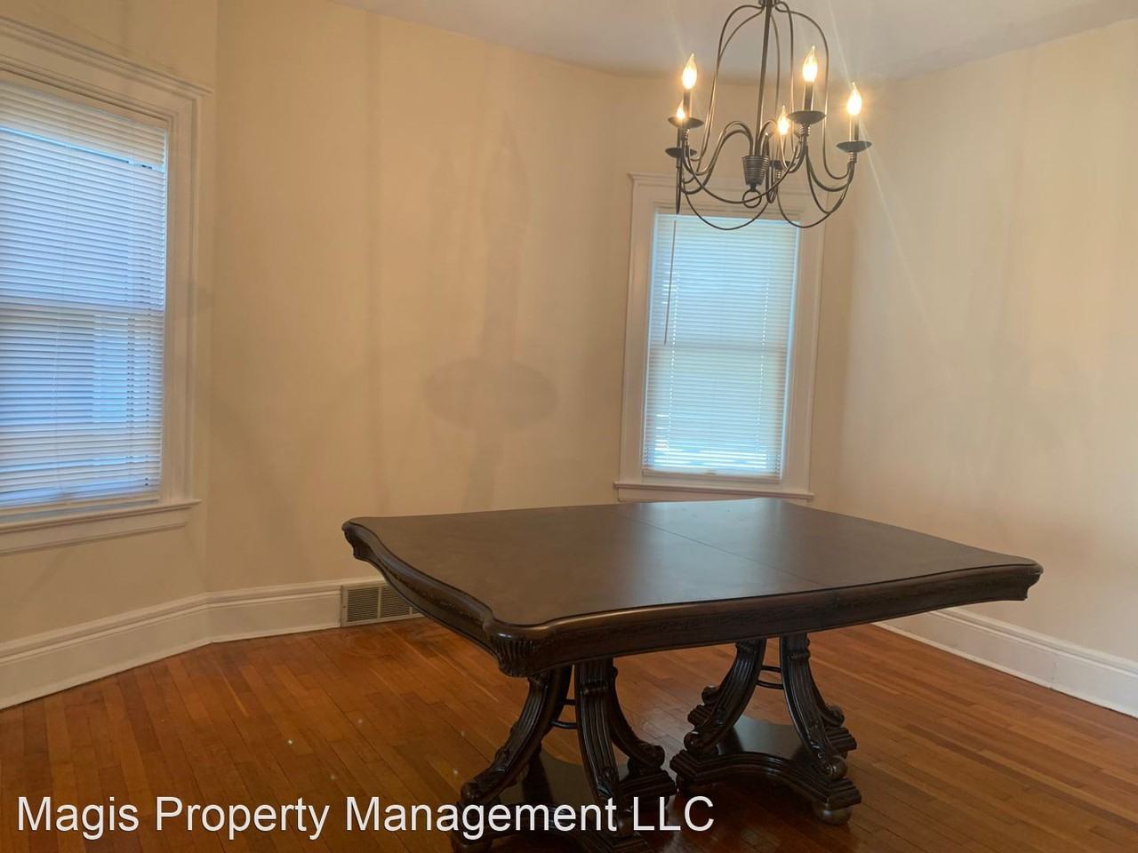 114 Lancaster Ave - Photo 3 of 12