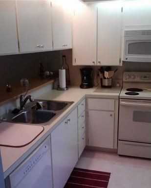 901 Seafarer Circle 401 - Photo 3 of 6