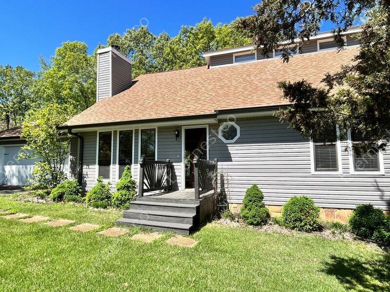 6658 Harrison Heights Dr - Photo 2 of 19