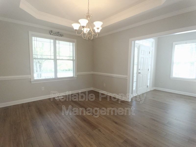 92 Bounty Cir - Photo 3 of 15